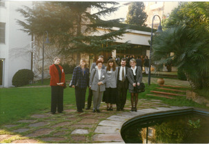 Ас. Антоанета Василева на конференция в IESE Business School (Instituto de Estudios Superiores de la Empresa) Барселона, 1997 г.